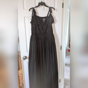 Adrianna Papell Black Evening Gown